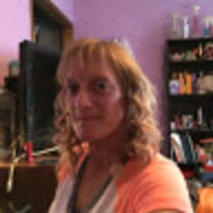 Meet your Posher, Debbie